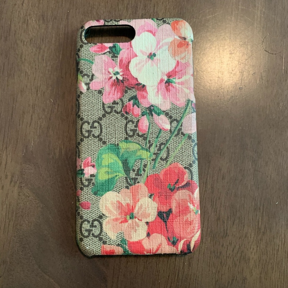 Gucci “blooms” iphone 6 plus case